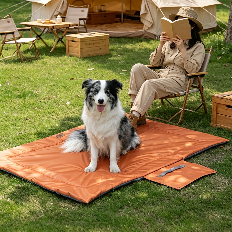 Portable Foldable Pet Mat, Suitable for Indoor and Outdoor Use by Dogs and Cats in All Seasons. A Foldable and Easy-to-carry Pet Mat for Travel, Camping, and Outdoor Trips. Washable and Reusable Pet Bed. Available in Two Colors and Three Sizes. - Image 4